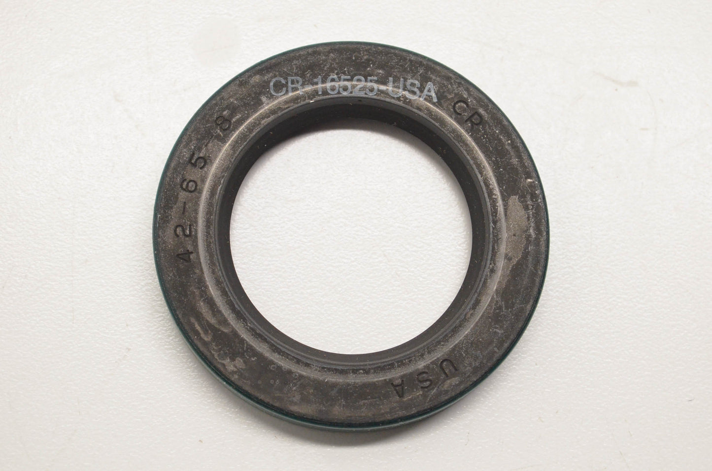 CR 16525 Oil Seal NOS