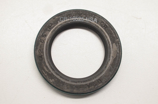 CR 16525 Oil Seal NOS