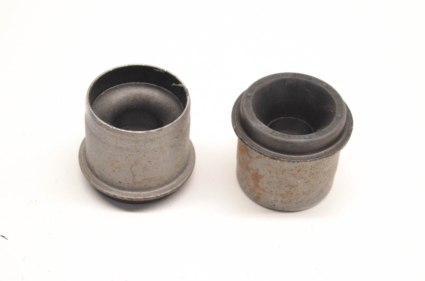 McQuay-Norris FA7227, HB1672, K8645 Sway Bar Bushings Qty 2 NOS