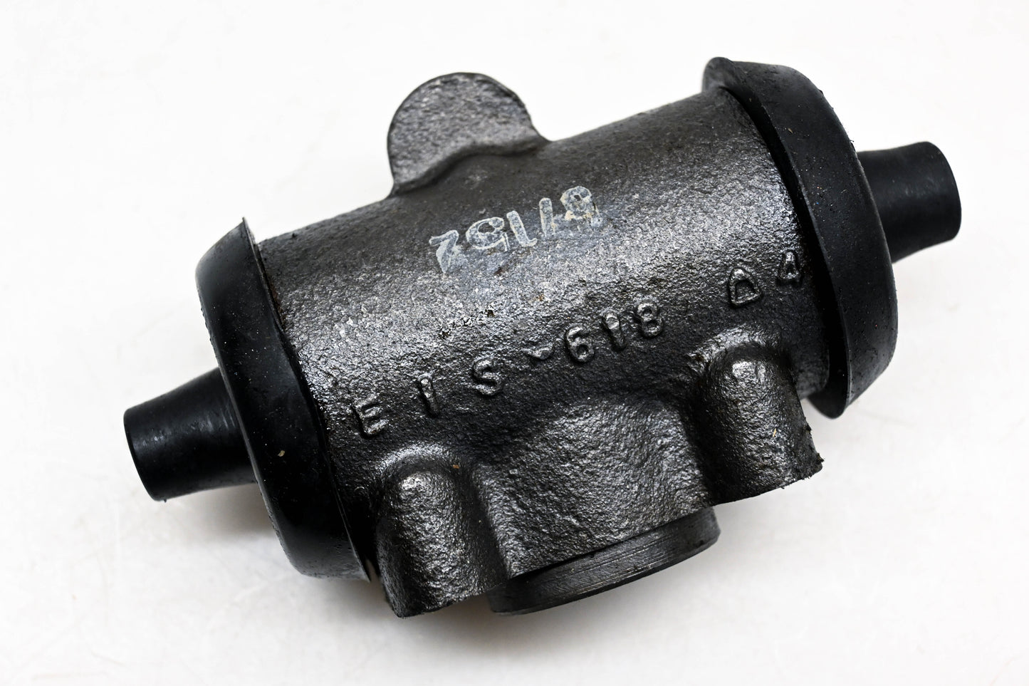 EIS EW57152, 618 Wheel Cylinder Assembly NOS