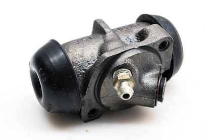 EIS EW37563, 653 Wheel Cylinder Assembly NOS