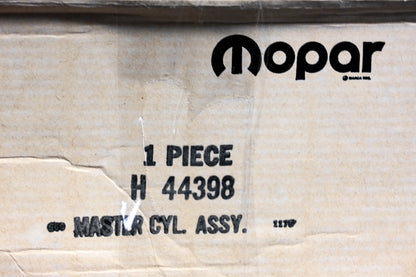 Mopar H44398, H-44398, 5484408 Master Cylinder Assembly NOS