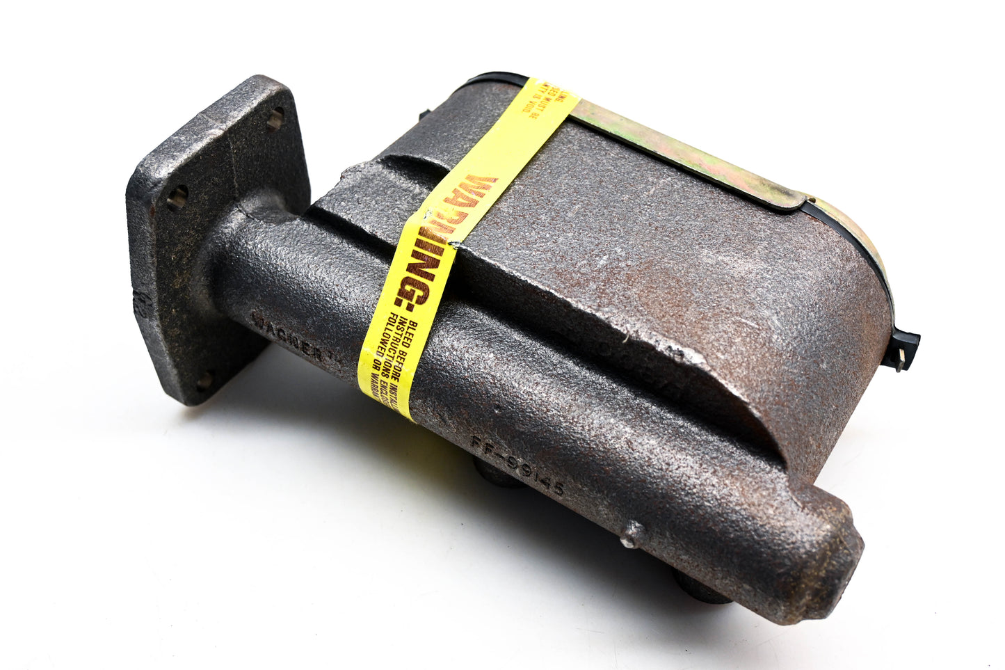 Mopar H80581, H-80581 Master Cylinder Assembly NOS