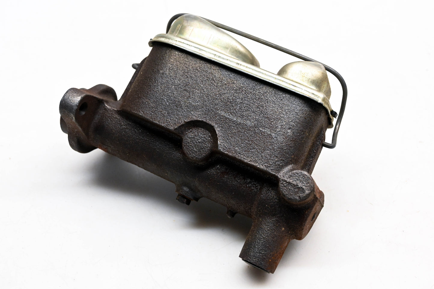Mopar H71245, H-71245, 29868 Master Cylinder Assembly NOS