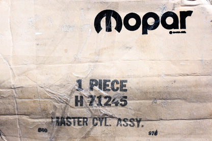 Mopar H71245, H-71245, 29868 Master Cylinder Assembly NOS