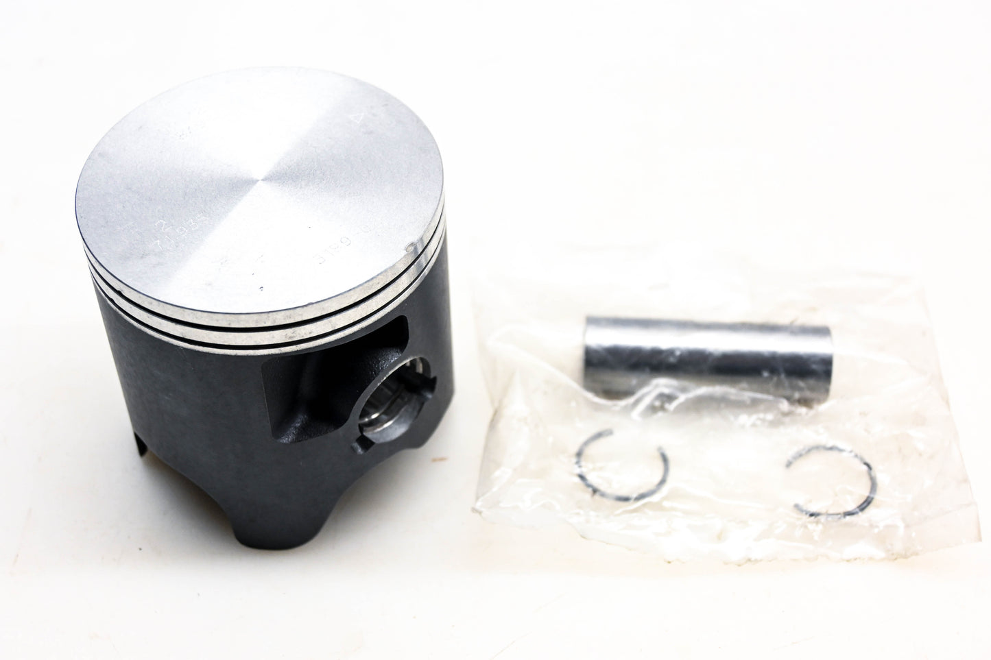 New OEM KTM 54830107200 Piston Kit NOS