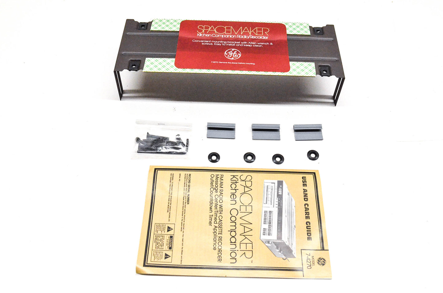 General Electric 7-4270 Spacemaker Kitchen Radio Recorder NOS