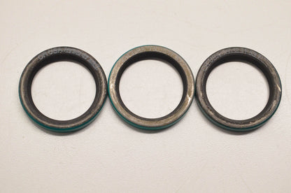 CR 16032 Oil Seals Qty 3 NOS