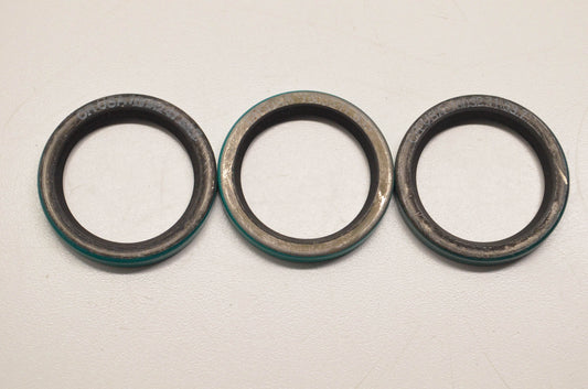 CR 16032 Oil Seals Qty 3 NOS