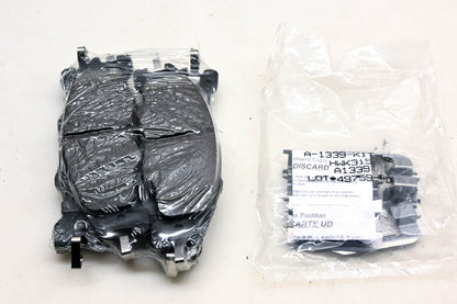 Raybestos PGD1339C Ceramic Disc Brake Pad Kit NOS