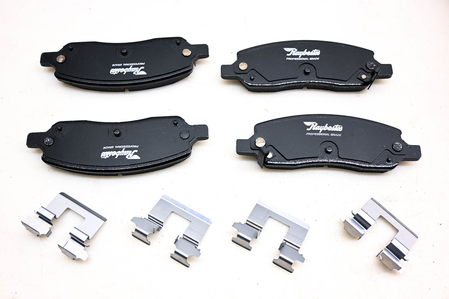 Raybestos PGD1172C Ceramic Disc Brake Pad Kit NOS