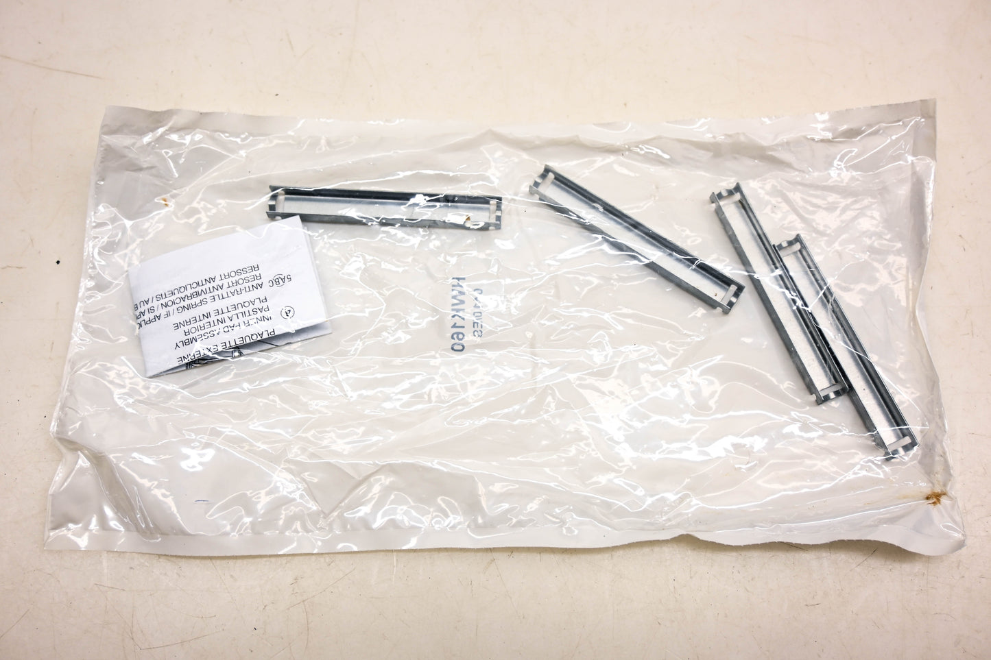Raybestos PGD1040AC Ceramic Disc Brake Pad Kit NOS