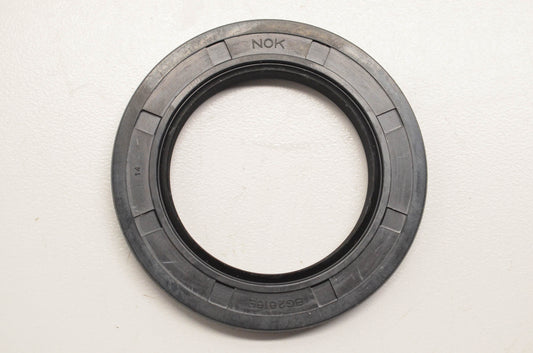 CR 16522 Oil Seal NOS