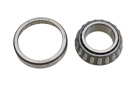 CR Industries BR22, BR-22 SKF Tapered Roller Bearing Kit NOS