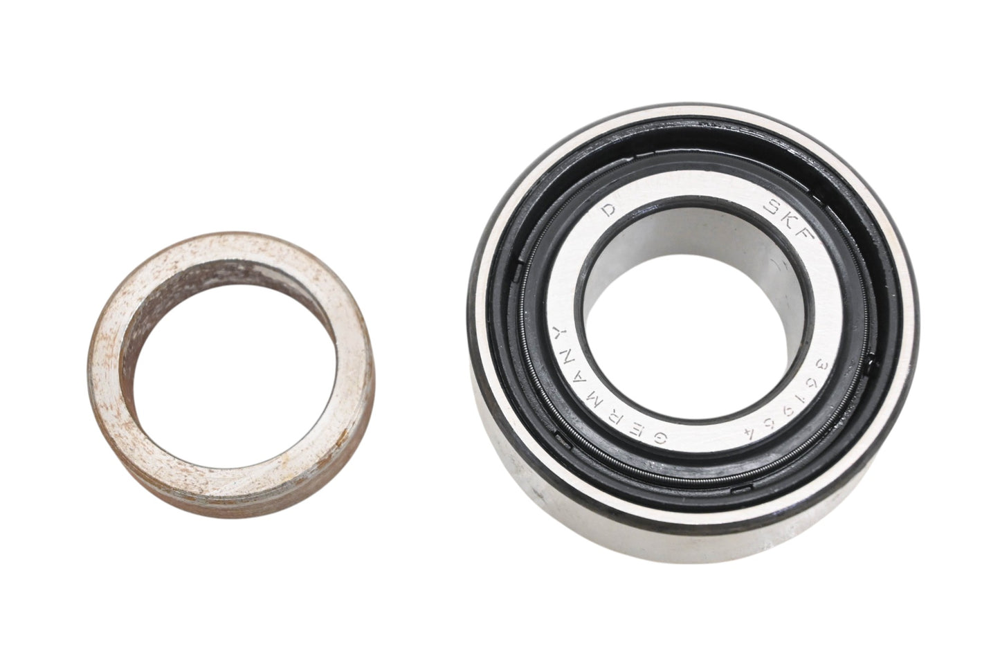 CR Industries GRW109-R, GRW-109-R SKF Wheel Bearing Kit NOS