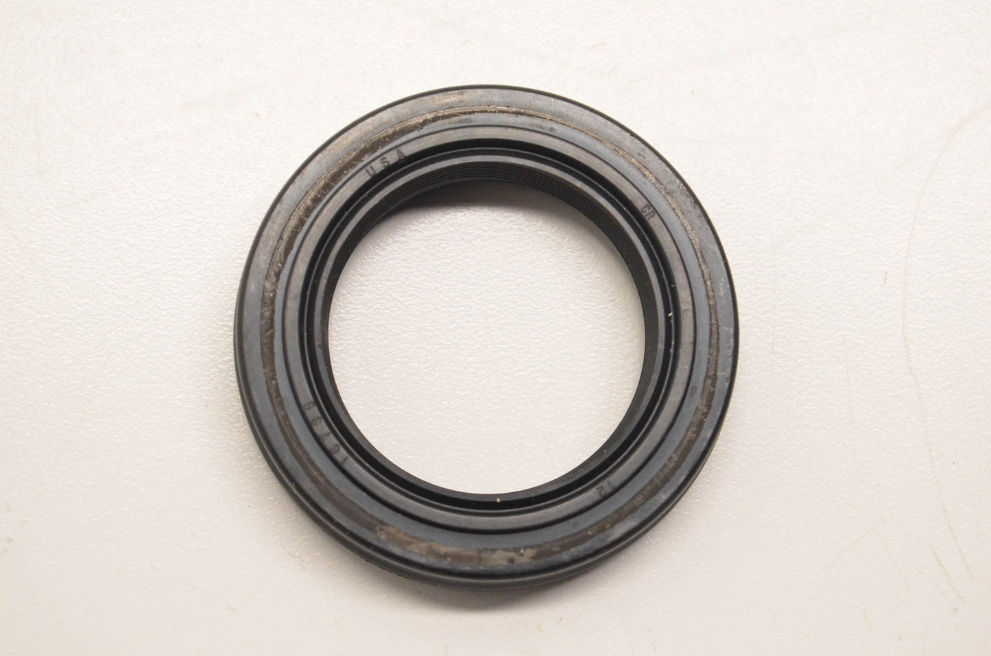 CR 16735 Oil Seal NOS