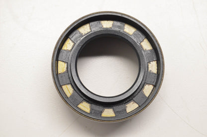 CR 15692 Oil Seal NOS