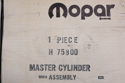 Mopar H75800, H-75800, 2225541 Master Brake Cylinder NOS