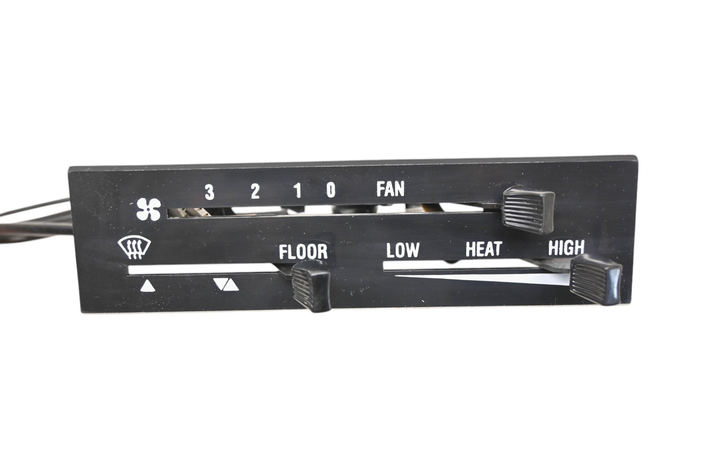 Renault 5000559023 Mack Dash Fan/Heater Control Panel NOS