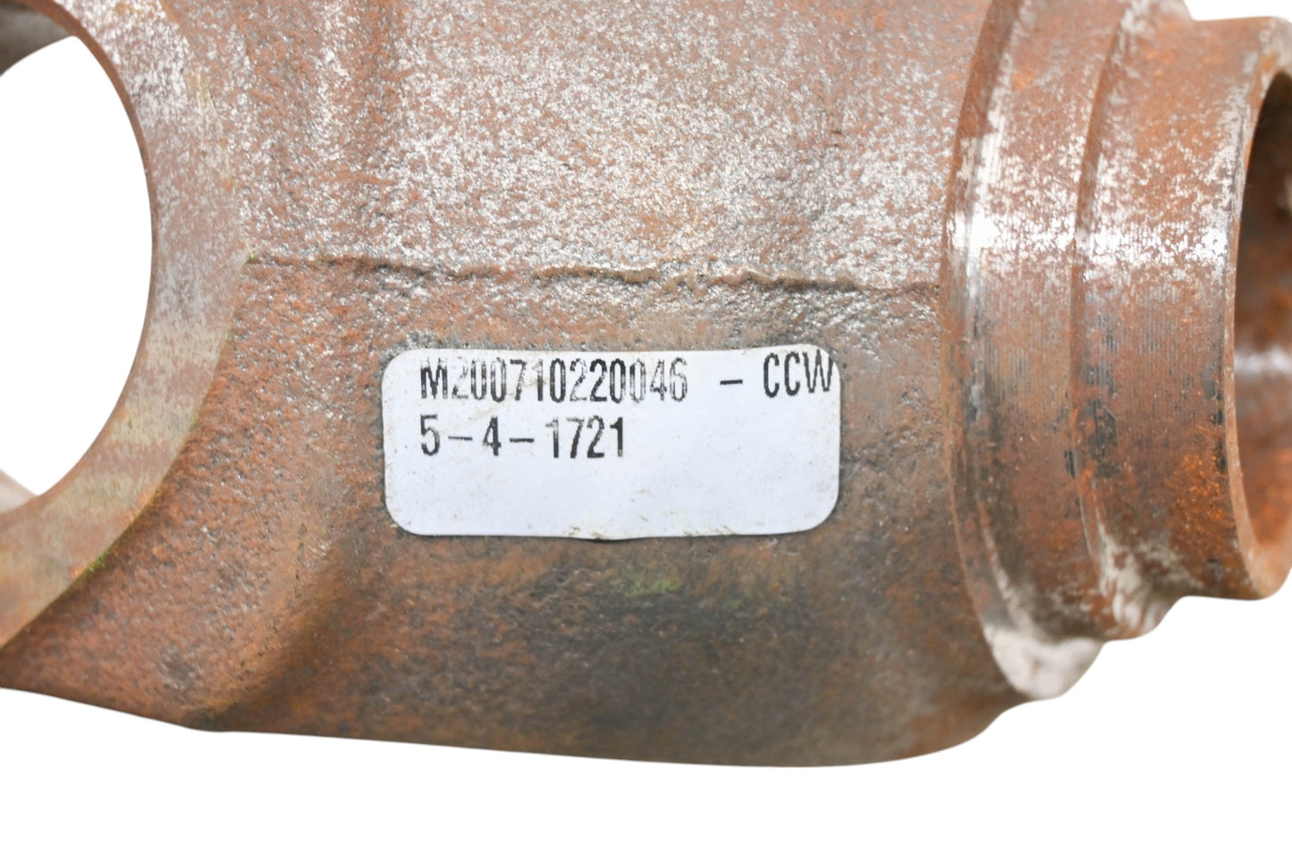 Spicer M200710220046 Yoke 5-4-1721 NOS