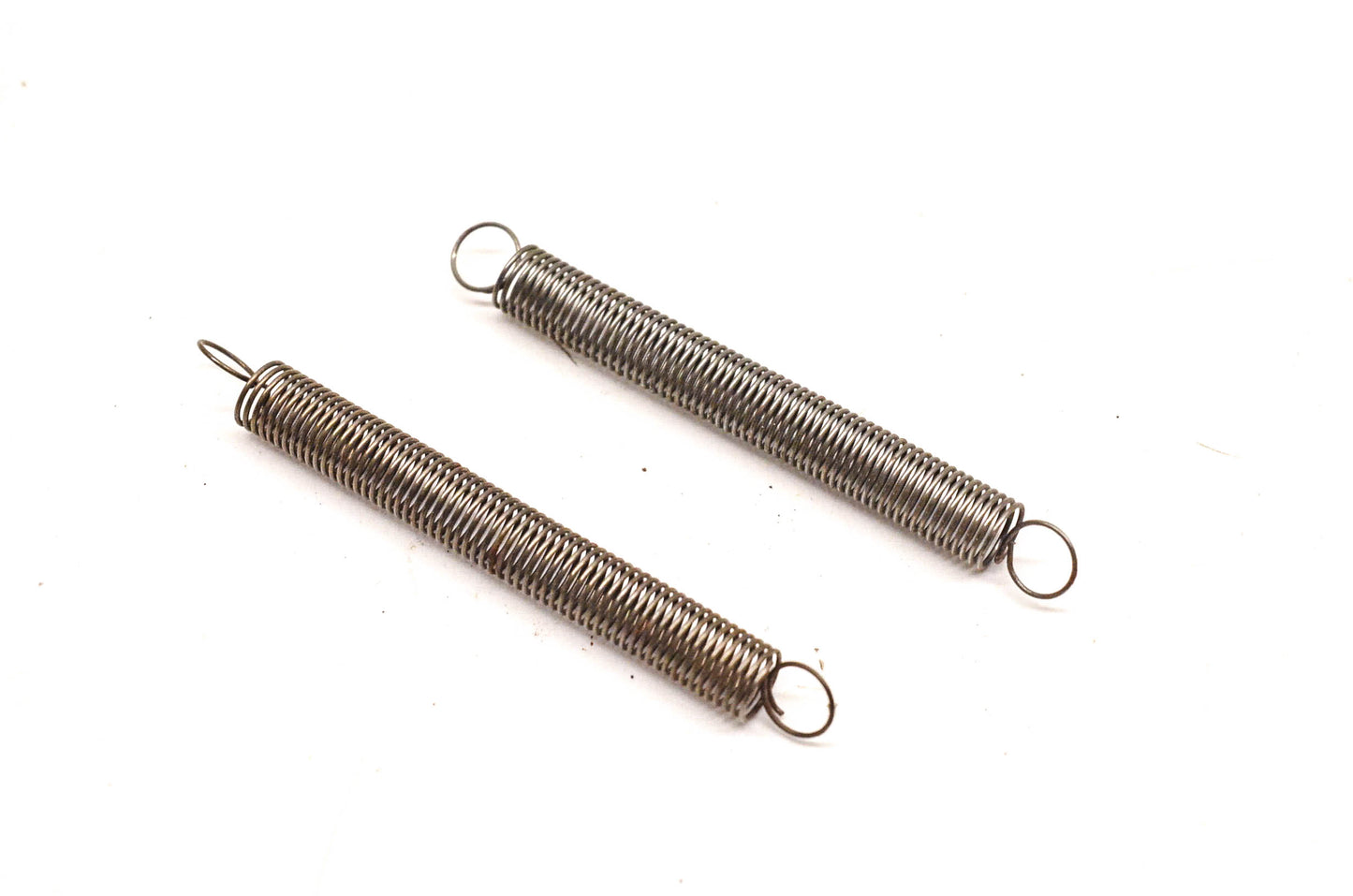 New OEM Briggs & Stratton 260875 Governor Springs Qty 2 NOS