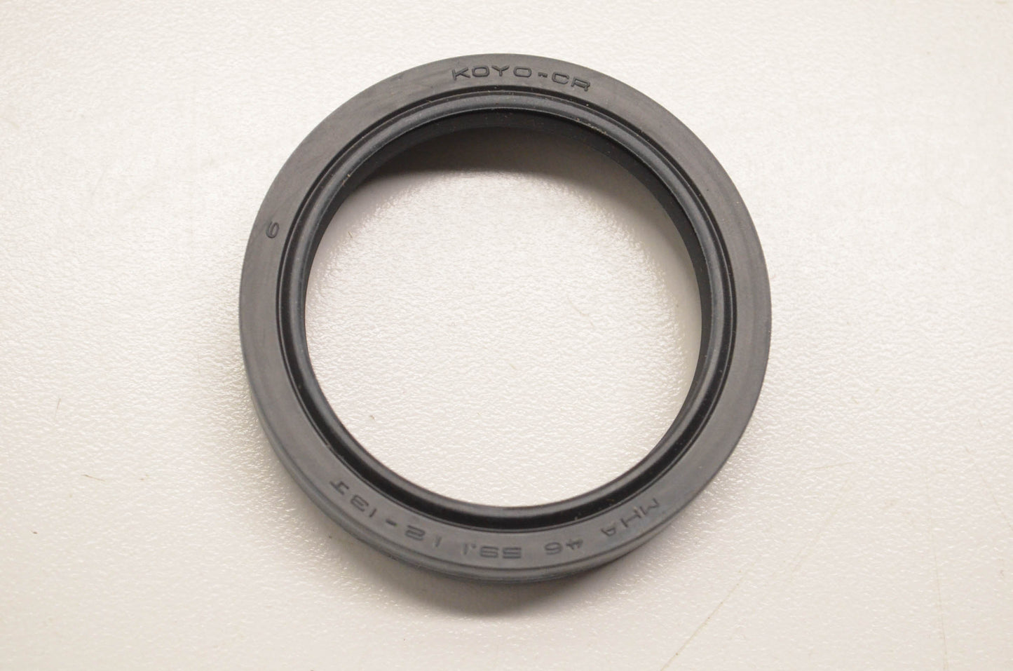 CR 17909 Oil Seal NOS