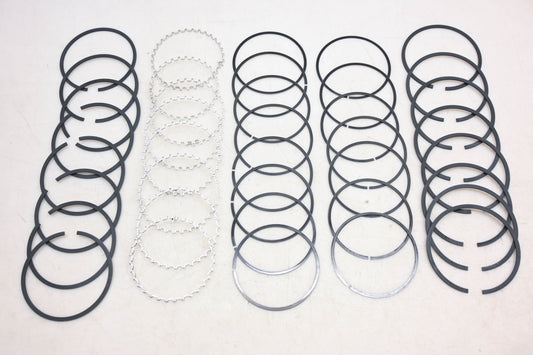 Mopar J1059A, J-1059A, 3004571 Piston Ring 4.040" Kit NOS