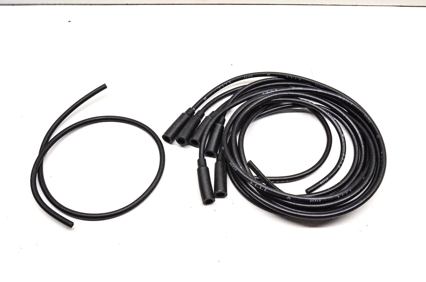 Mopar 4653 Ignition Cable Kit NOS