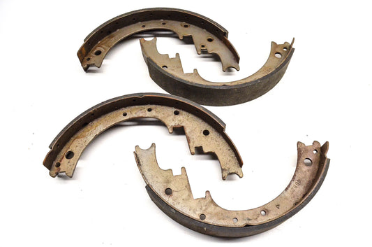 Aftermarket 220 Drum Brake Shoe Kit NOS