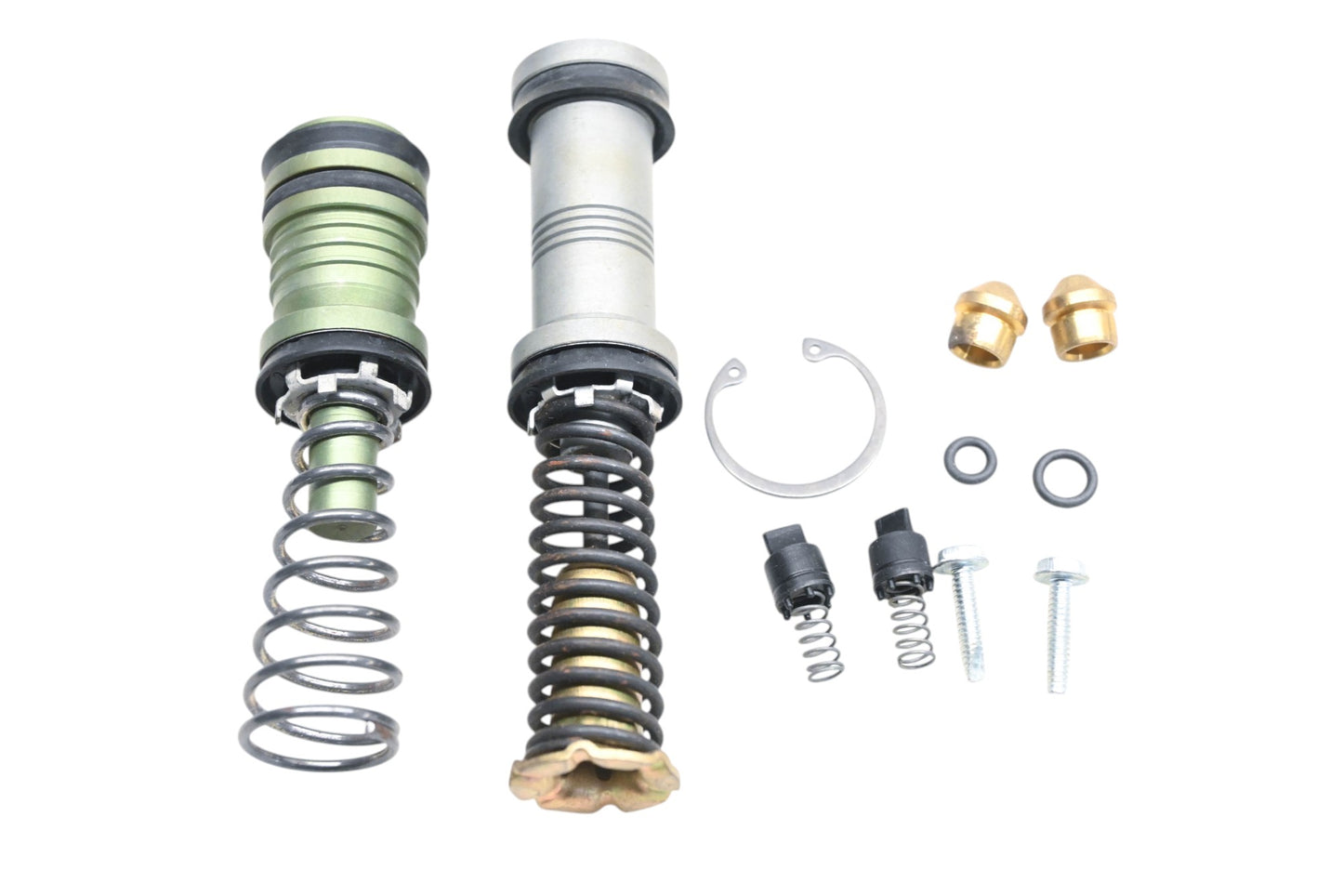 Raybestos MK486, M350 Master Cylinder Repair Kit NOS