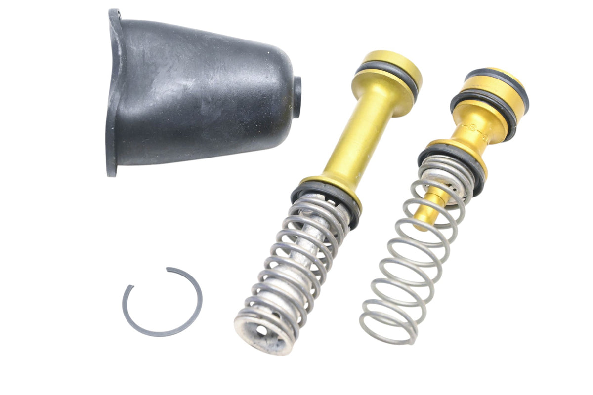 Safe Line MC524, M7224 Master Cylinder Repair Kit NOS