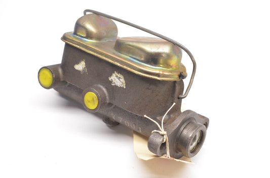 EIS E77001, 77001 Brake Master Cylinder NOS