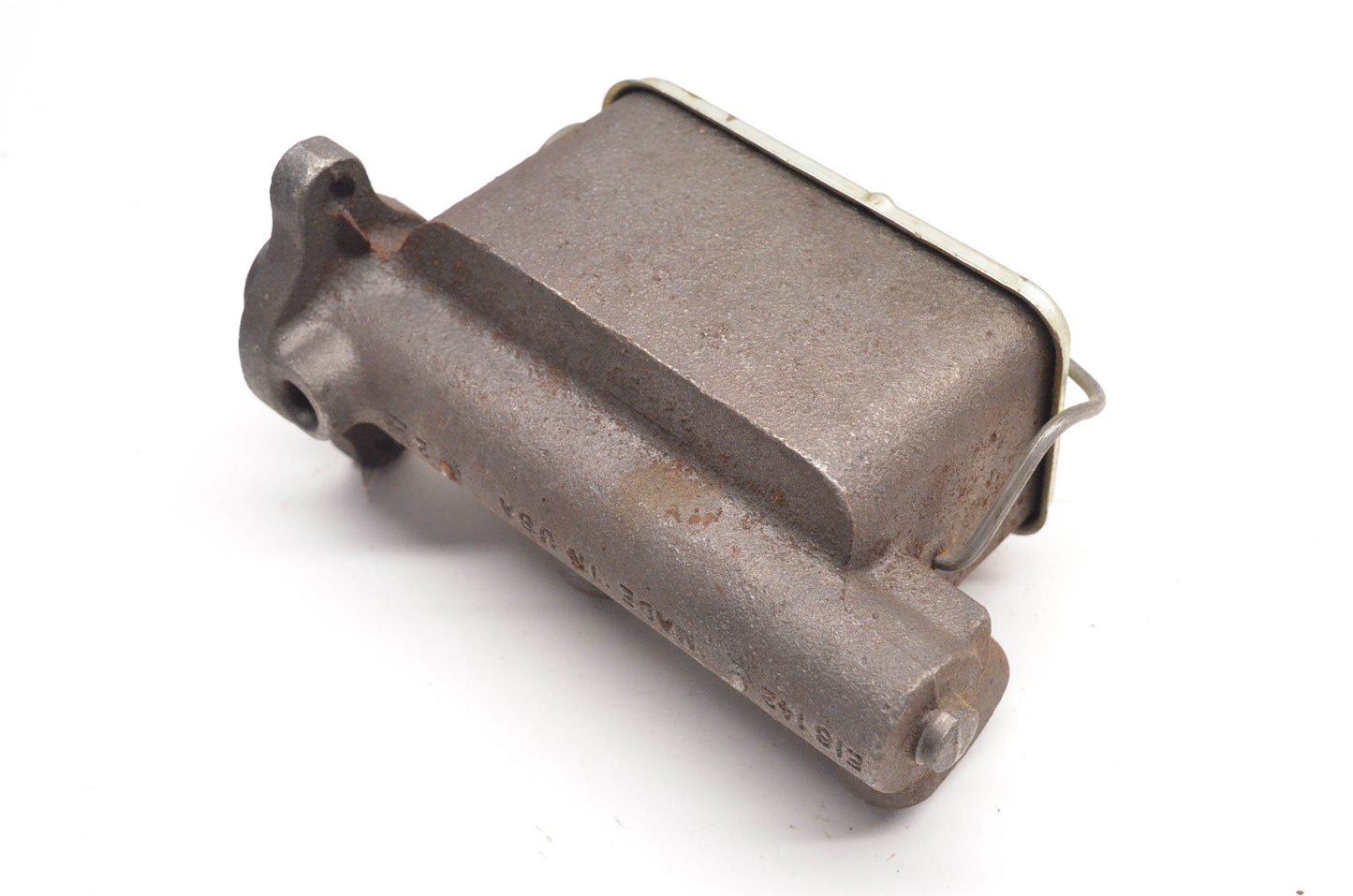 EIS E77033, 77033 Brake Master Cylinder NOS