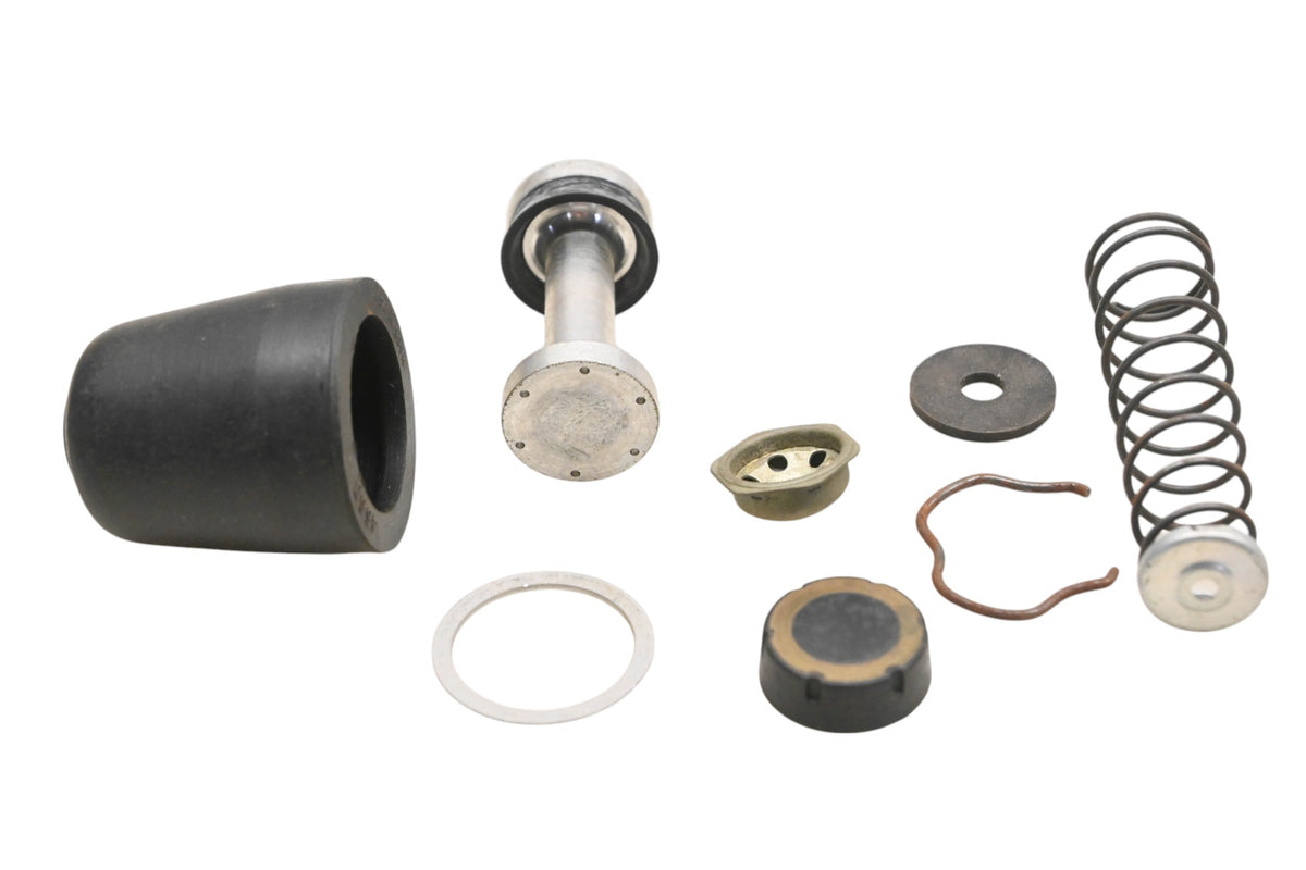 Pilot 30-P, M15, 3626 Master Cylinder Repair Kit NOS