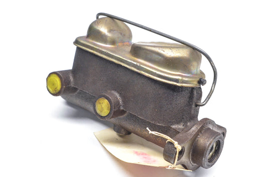 EIS E64824, 64824 Brake Master Cylinder NOS