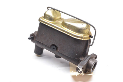 EIS E71246, 71246 Brake Master Cylinder NOS