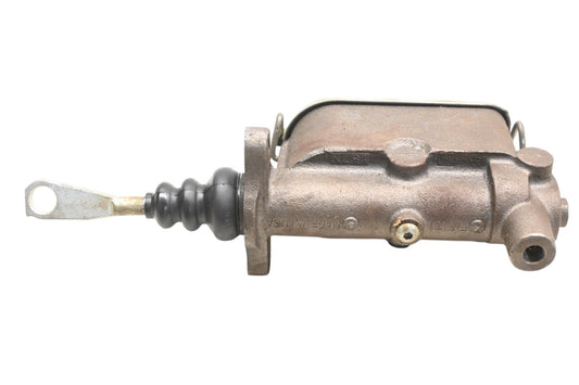 EIS E73324, EIS131 Brake Master Cylinder Assembly NOS
