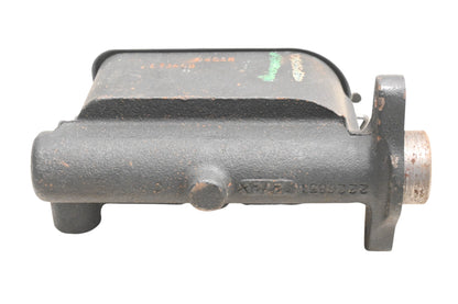 EIS E73325, 2226831 Brake Master Cylinder Assembly NOS