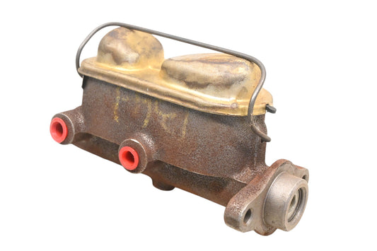 EIS E64824R, 29867 Brake Master Cylinder Assembly NOS