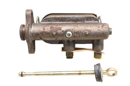 EIS E71247, E73330, EIS136 Brake Master Cylinder Kit NOS