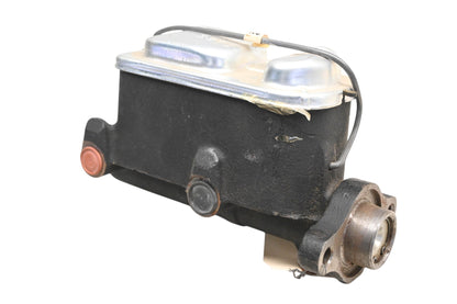 Bendix 2232251, F98009 Brake Master Cylinder Assembly NOS