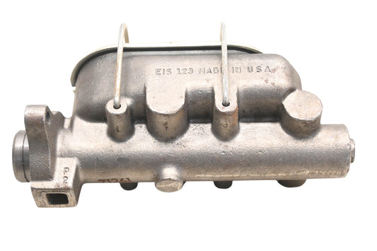 EIS E71261, EIS123 Brake Master Cylinder Assembly NOS