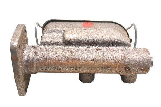 EIS E77025, EIS134 Brake Master Cylinder Assembly NOS