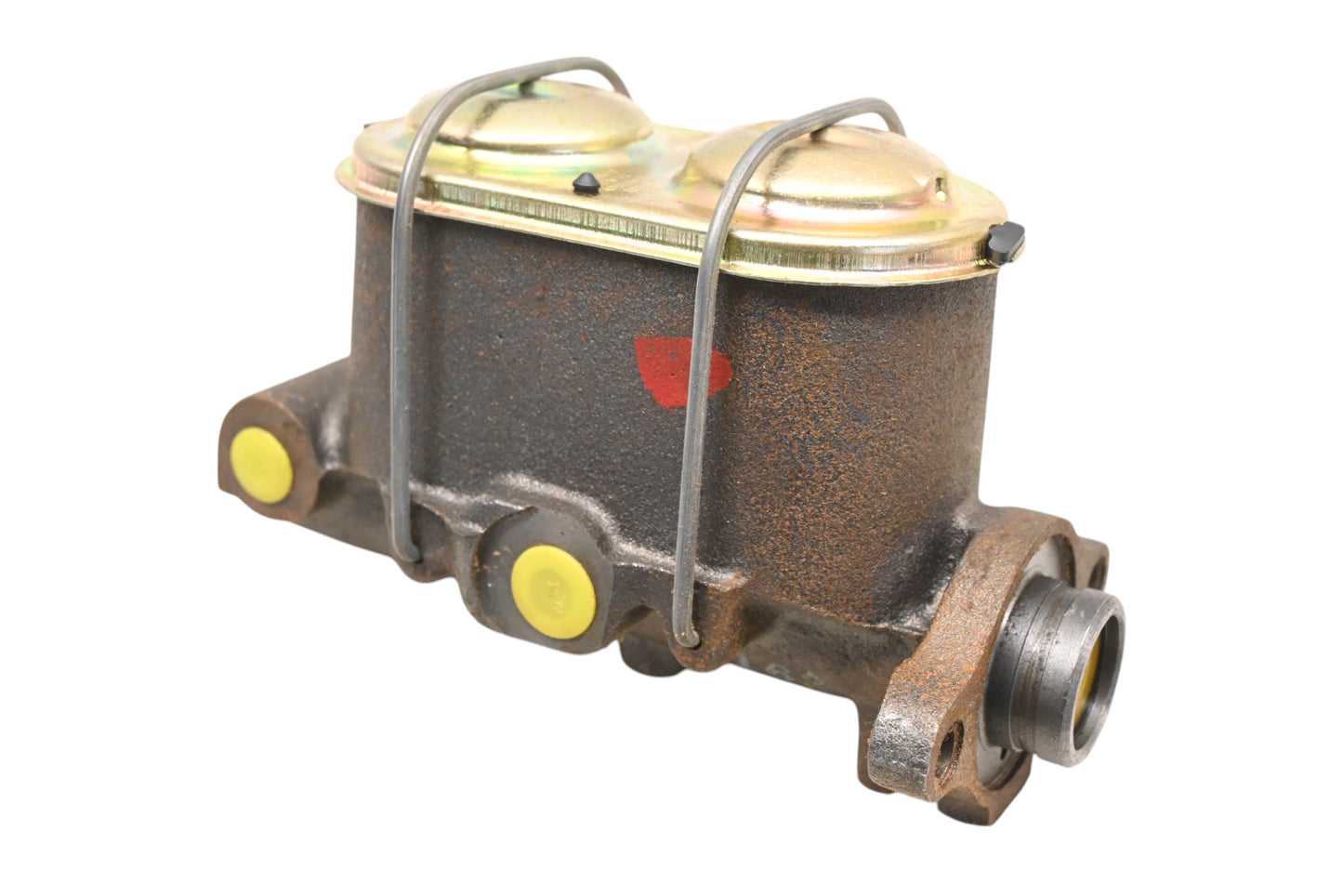 EIS E76163, E77006, EIS128 Brake Master Cylinder Assembly NOS