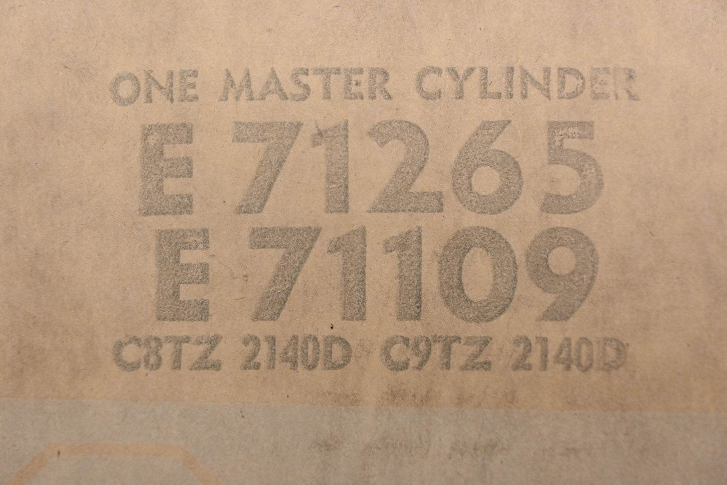 EIS E71265, E71109, C8TZ-2140D Brake Master Cylinder Kit NOS