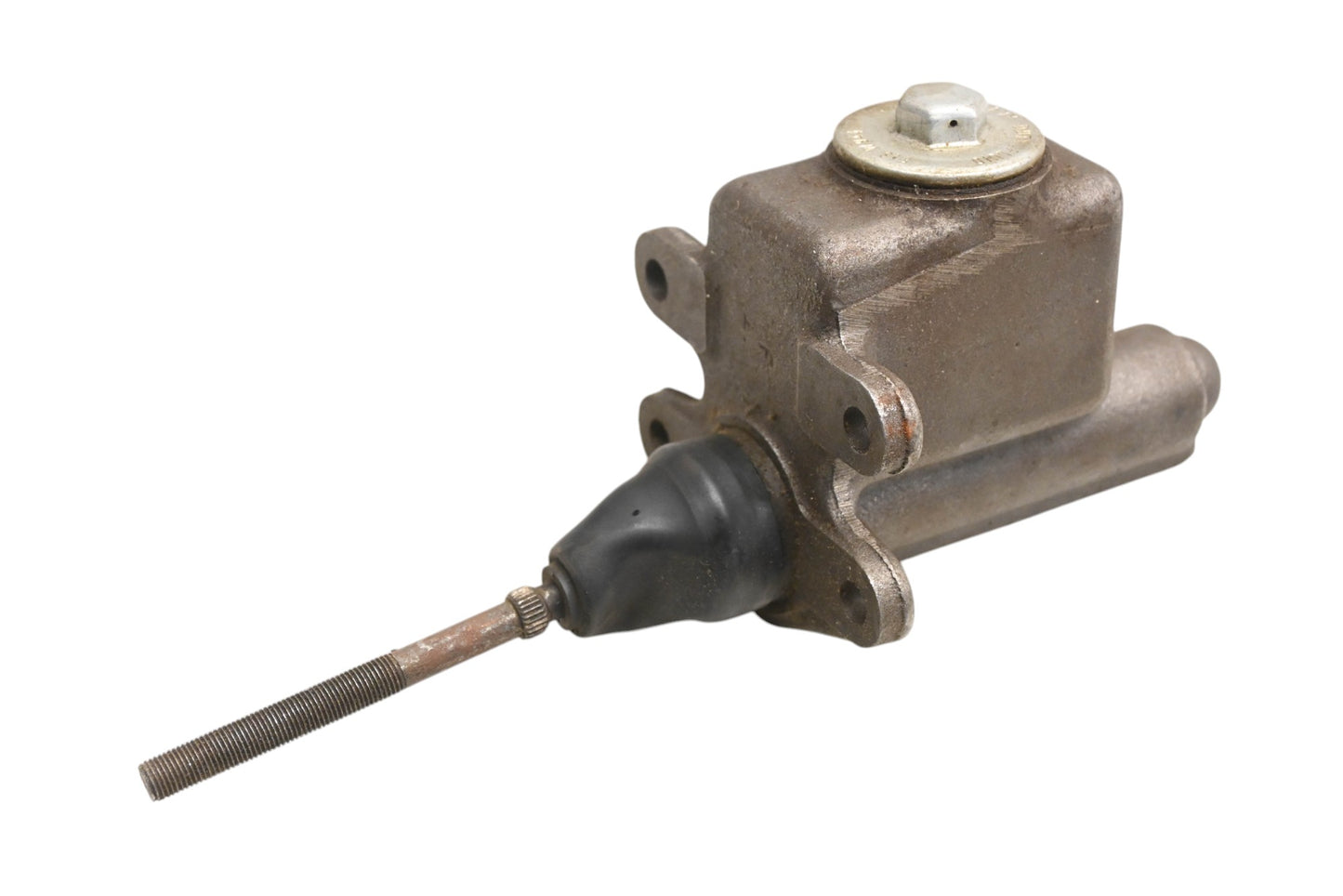EIS E32068, F32068, EIS52 Brake Master Cylinder Assembly NOS