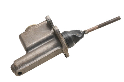 EIS E32068, F32068, EIS52 Brake Master Cylinder Assembly NOS