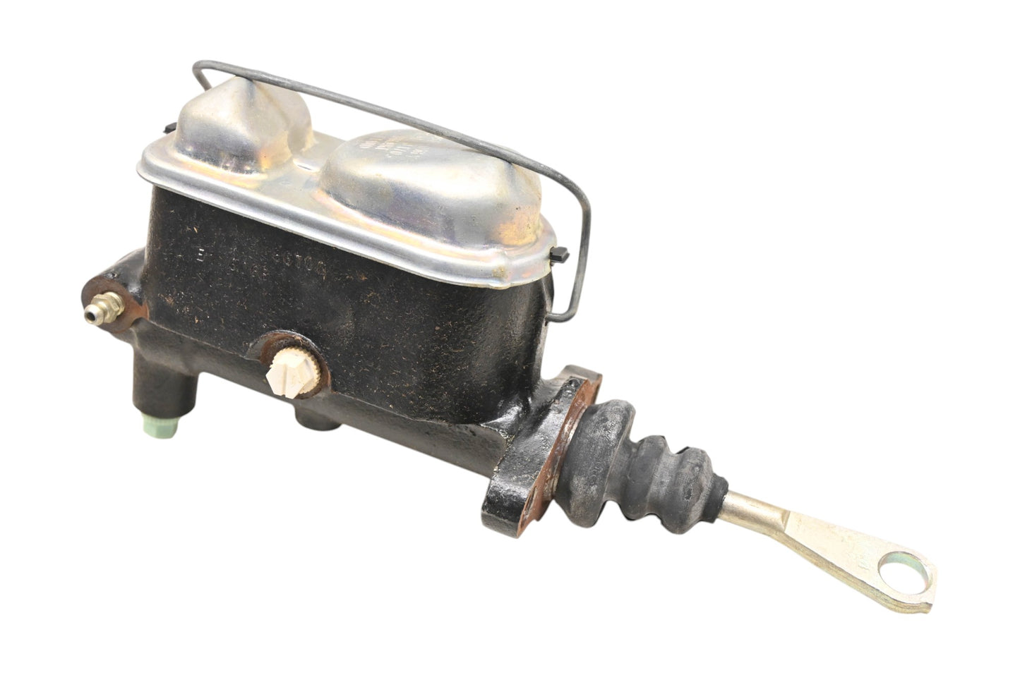 Wagner FE73324, FE-73324 Brake Master Cylinder Assembly NOS