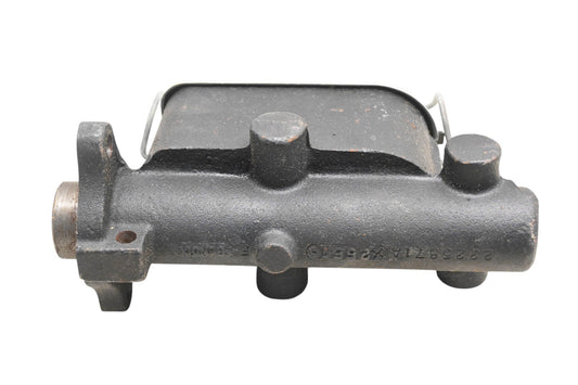 Mopar H71256, H-71256, 2225871A Brake Master Cylinder Assembly NOS