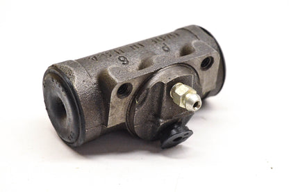 EIS EW44512 700 Wheel Cylinder Assembly NOS